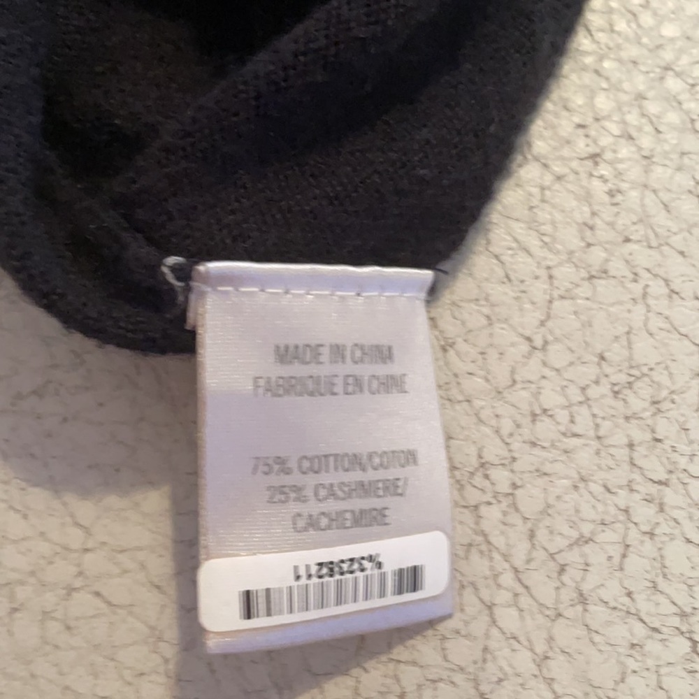 Theory Cardigan In Pristine Condition - image 5